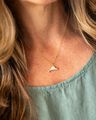 Martha’s Vineyard Mother of Pearl Charm